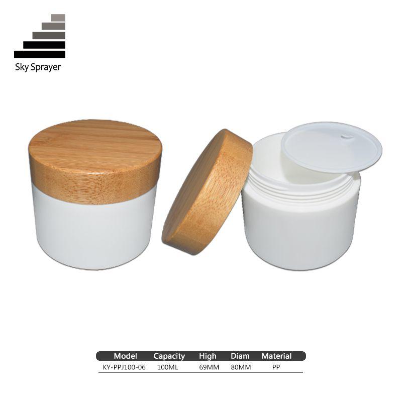 Plastic jar with screw cap body cream container