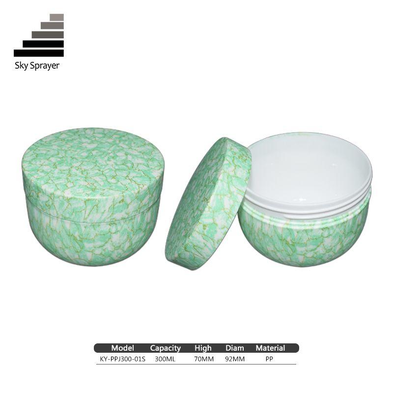 Green Plastic Sealed Cans Cosmetic Jar With Lid